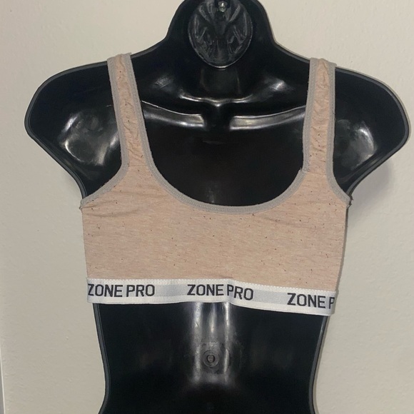 Zone Pro Sports Bra - Picture 2 of 2